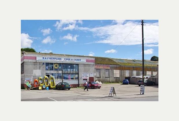 R & J Supplies | Photo by Graham Coad